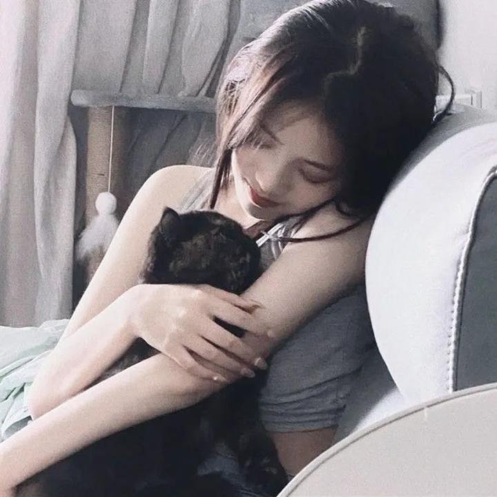 万花嬉春